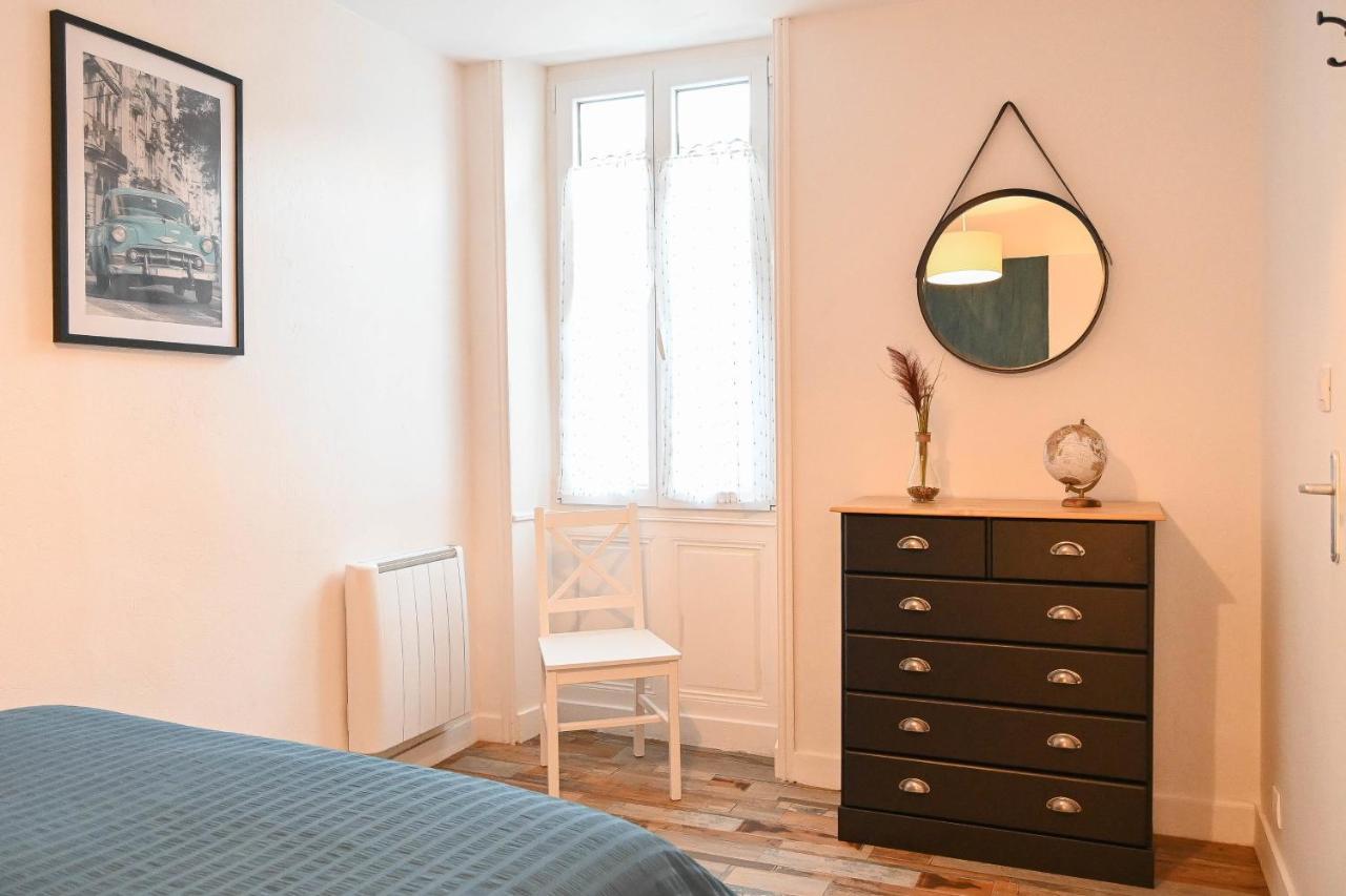 L'Albizia #Hyper-Centre #Marche Couvert Cognac Extérieur photo
